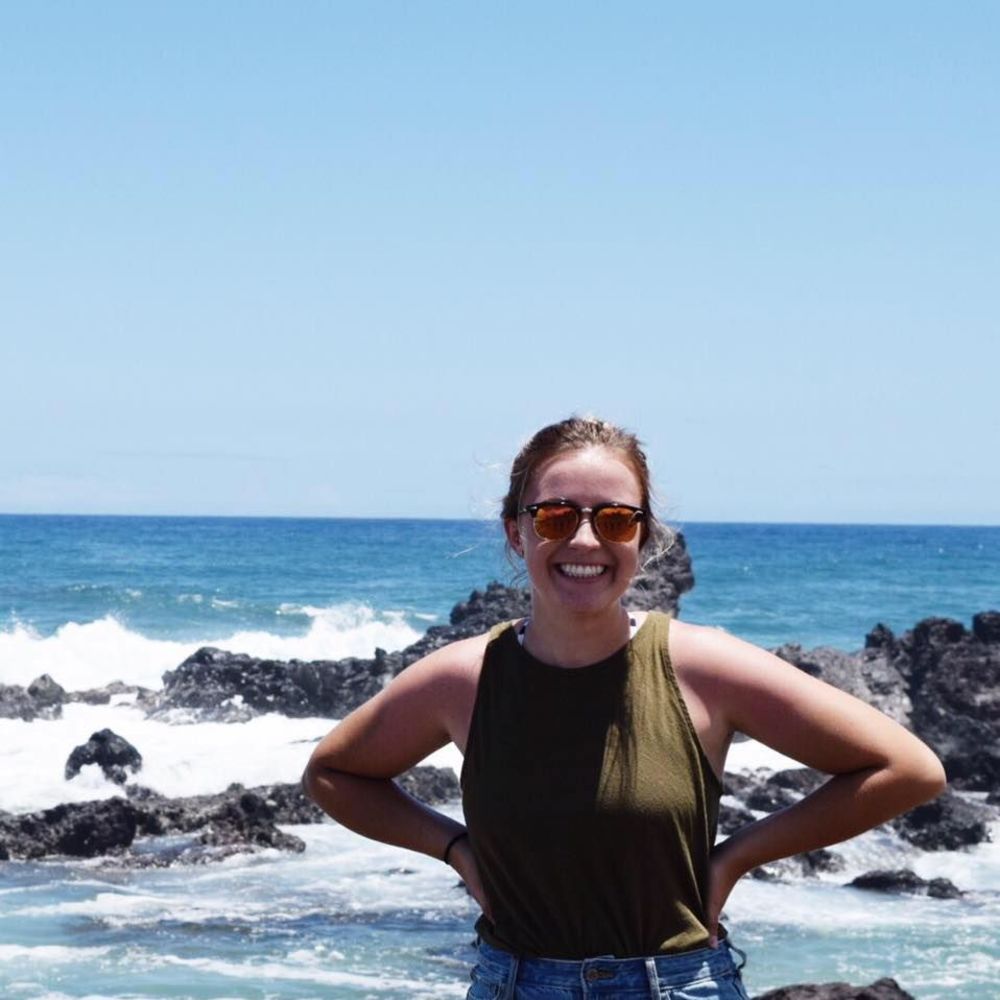 Meet your Posher, Caitlin